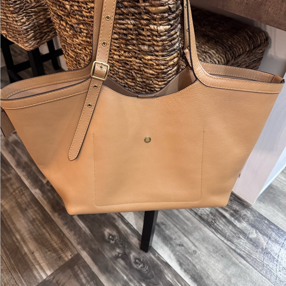 Coach Gramercy Tote Bag - Picture 2 of 5